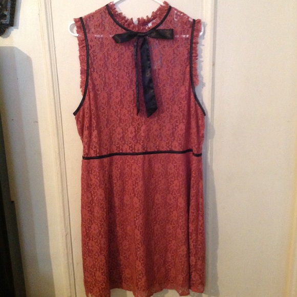 Forever 21 Dresses & Skirts - Mauve and black lace dress new with tags Forever21